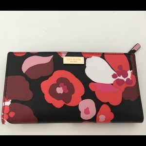 New Kate Spade Floral Wallet